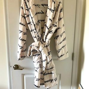 XS/S robe from victoria’s secret